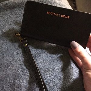 Micheal kors wallet